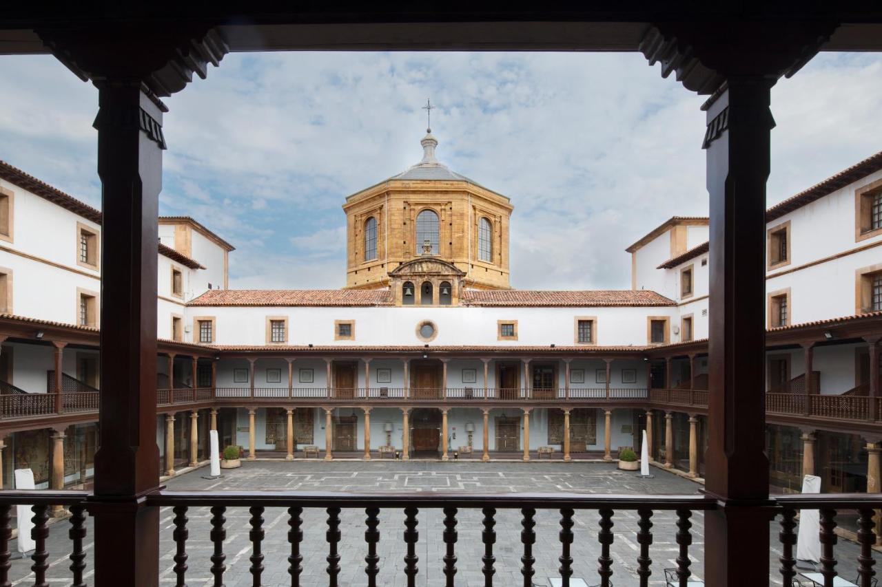 Eurostars Hotel De La Reconquista Oviedo Kültér fotó University of Baeza