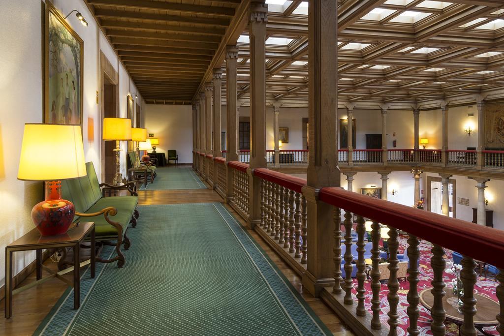 Eurostars Hotel De La Reconquista Oviedo Kültér fotó Interior of the hotel